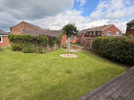 Harefield Drive Batley, Batley, Image 21