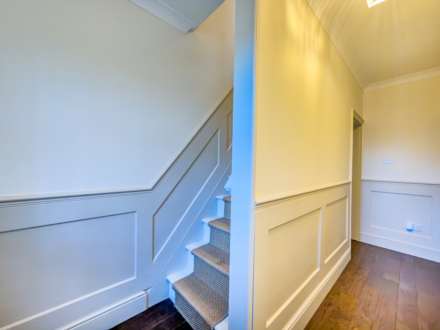 Allencroft, Birkenshaw, Image 14