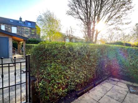 Allencroft, Birkenshaw, Image 19