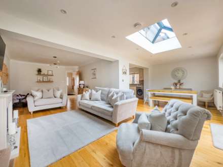 Brow Wood Road, Birstall, Image 12