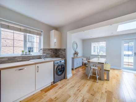 Brow Wood Road, Birstall, Image 4