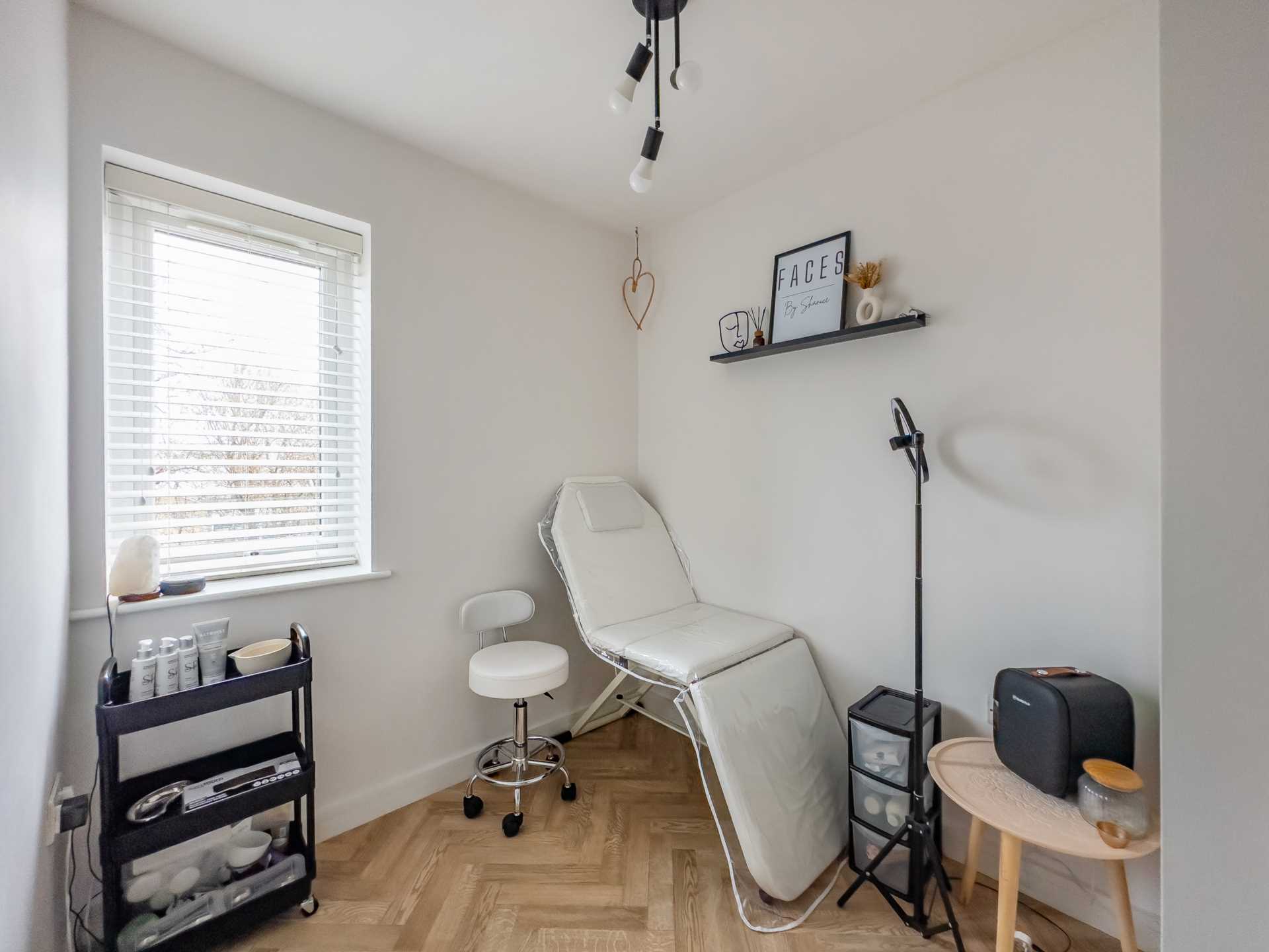 Leeds Old Road, Batley, Image 13