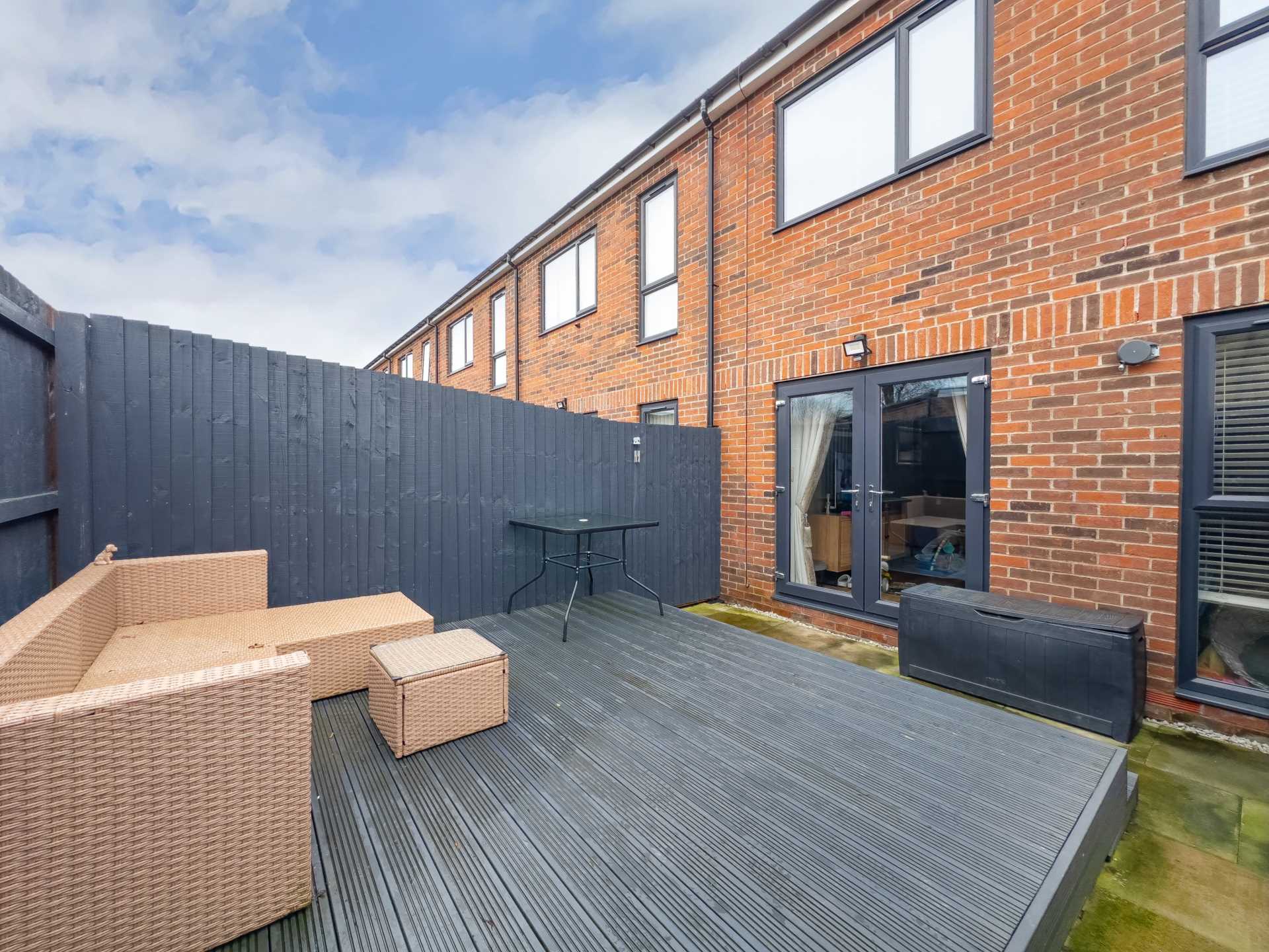 Leeds Old Road, Batley, Image 17