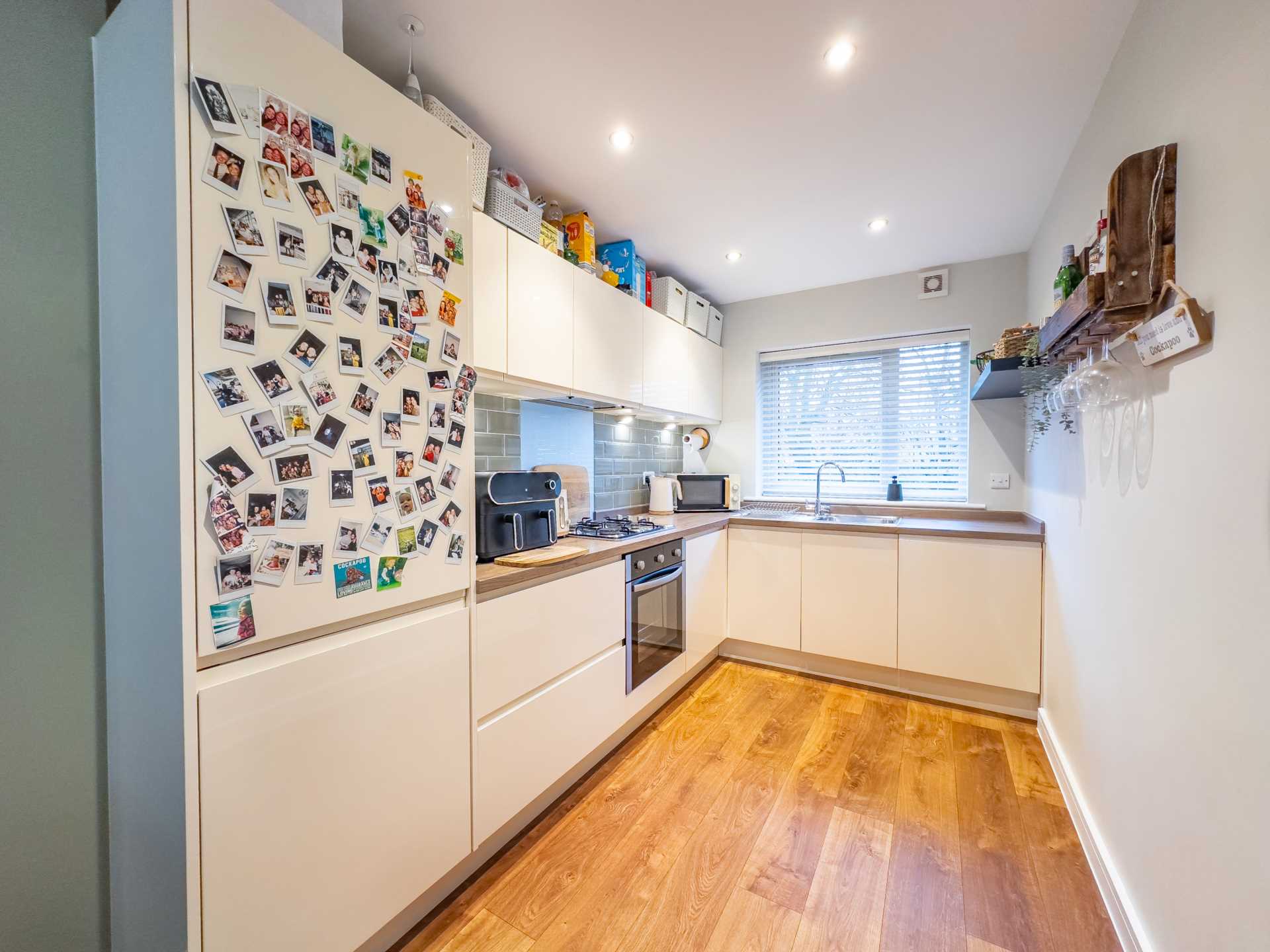 Leeds Old Road, Batley, Image 3