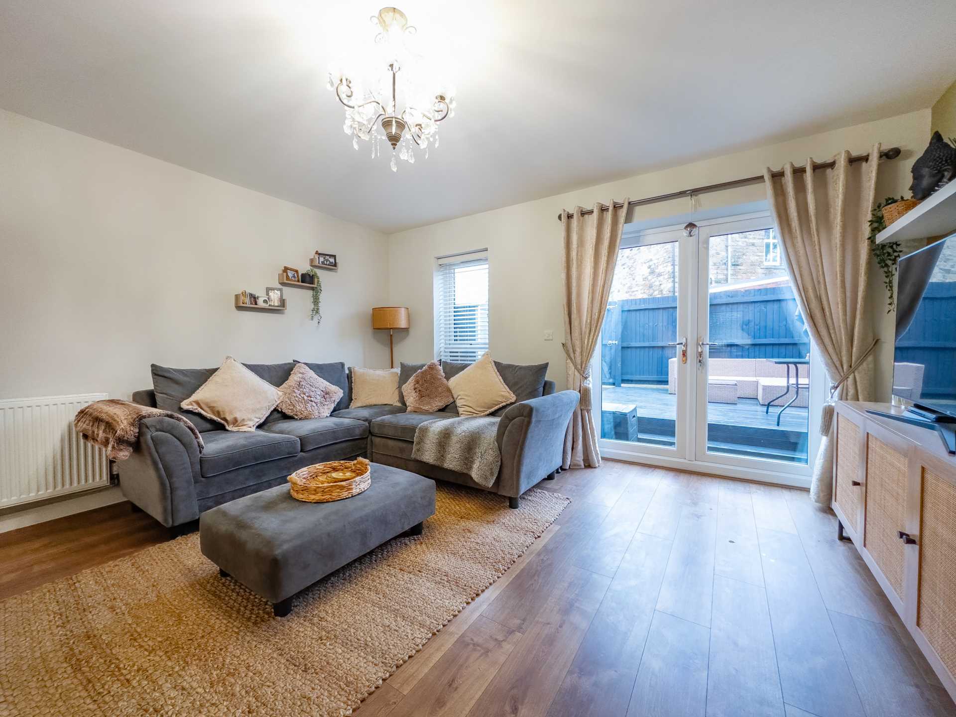 Leeds Old Road, Batley, Image 4