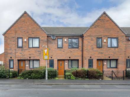 Leeds Old Road, Batley, Image 1