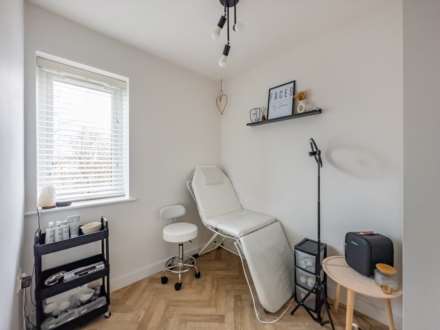 Leeds Old Road, Batley, Image 13