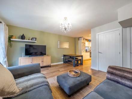 Leeds Old Road, Batley, Image 6