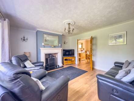 Ridgeway Drive, Batley, Image 14