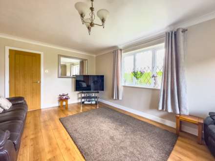 Ridgeway Drive, Batley, Image 17