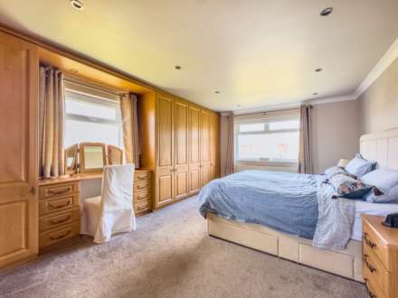 Ridgeway Drive, Batley, Image 22