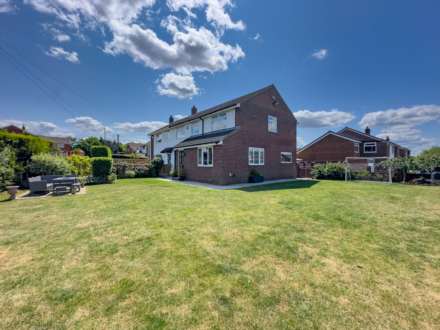 Ridgeway Drive, Batley, Image 32