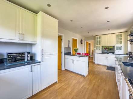 Ridgeway Drive, Batley, Image 8