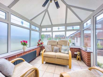 Ridgeway Drive, Batley, Image 9