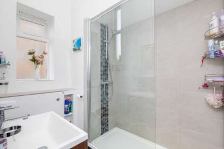 Grand Avenue, Hove, Image 15
