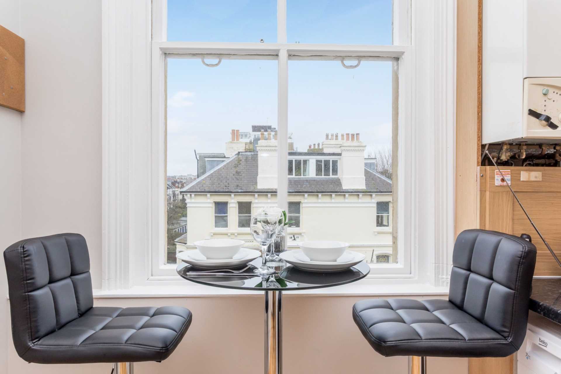 Beautiful One Bedroom Flat, 2 minutes from the sea - Albert Mansions, Hove, Image 6