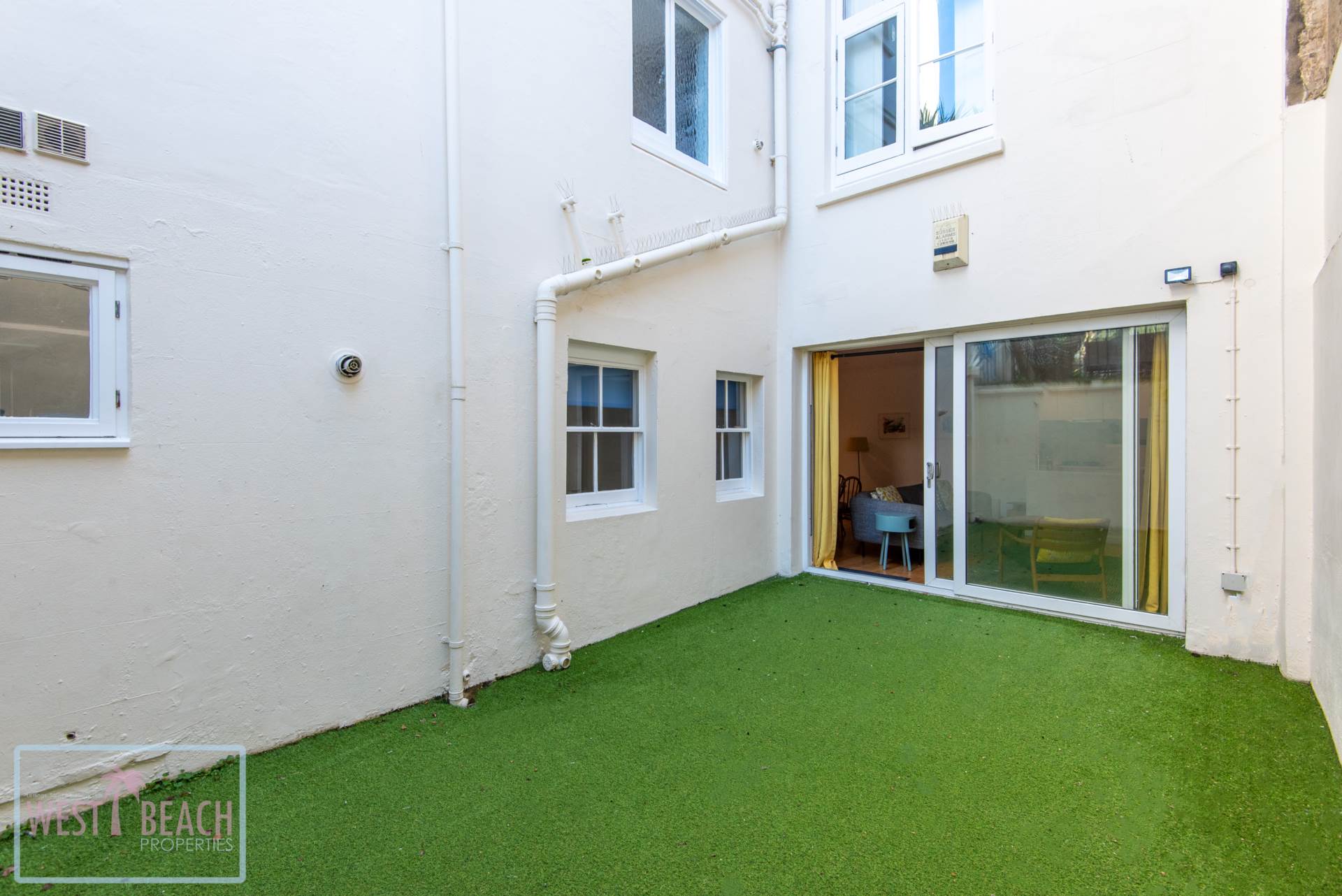 Brunswick Place, Hove, Image 27