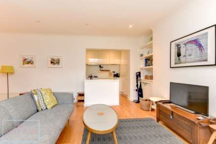 Brunswick Place, Hove, Image 17