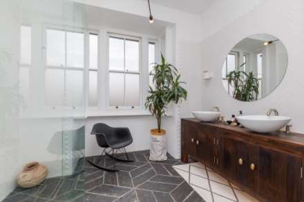 Ventnor Villas, Hove, Image 10