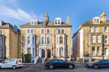 Property For Rent F2 57 Tisbury Road, Hove