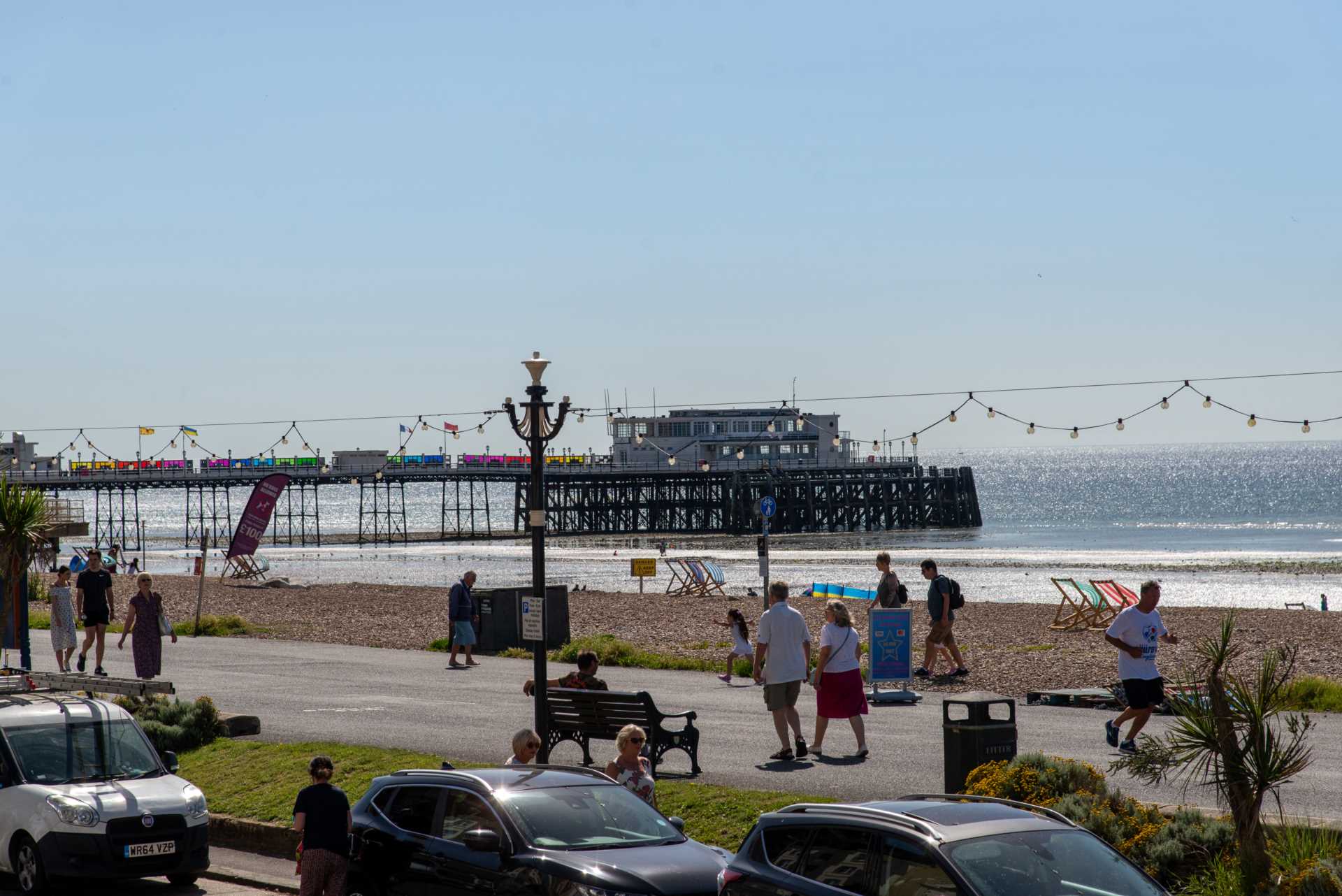 Worthing Seafront Apartment. Iconic Heene Terrace., Image 29