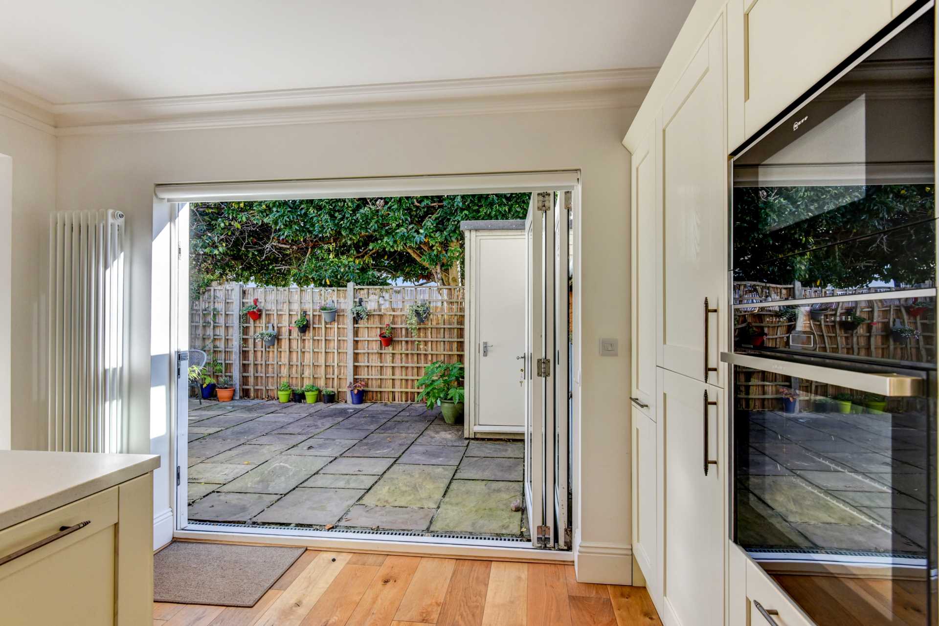 ‘Beautiful Garden flat retreat, close to the beach', Image 33