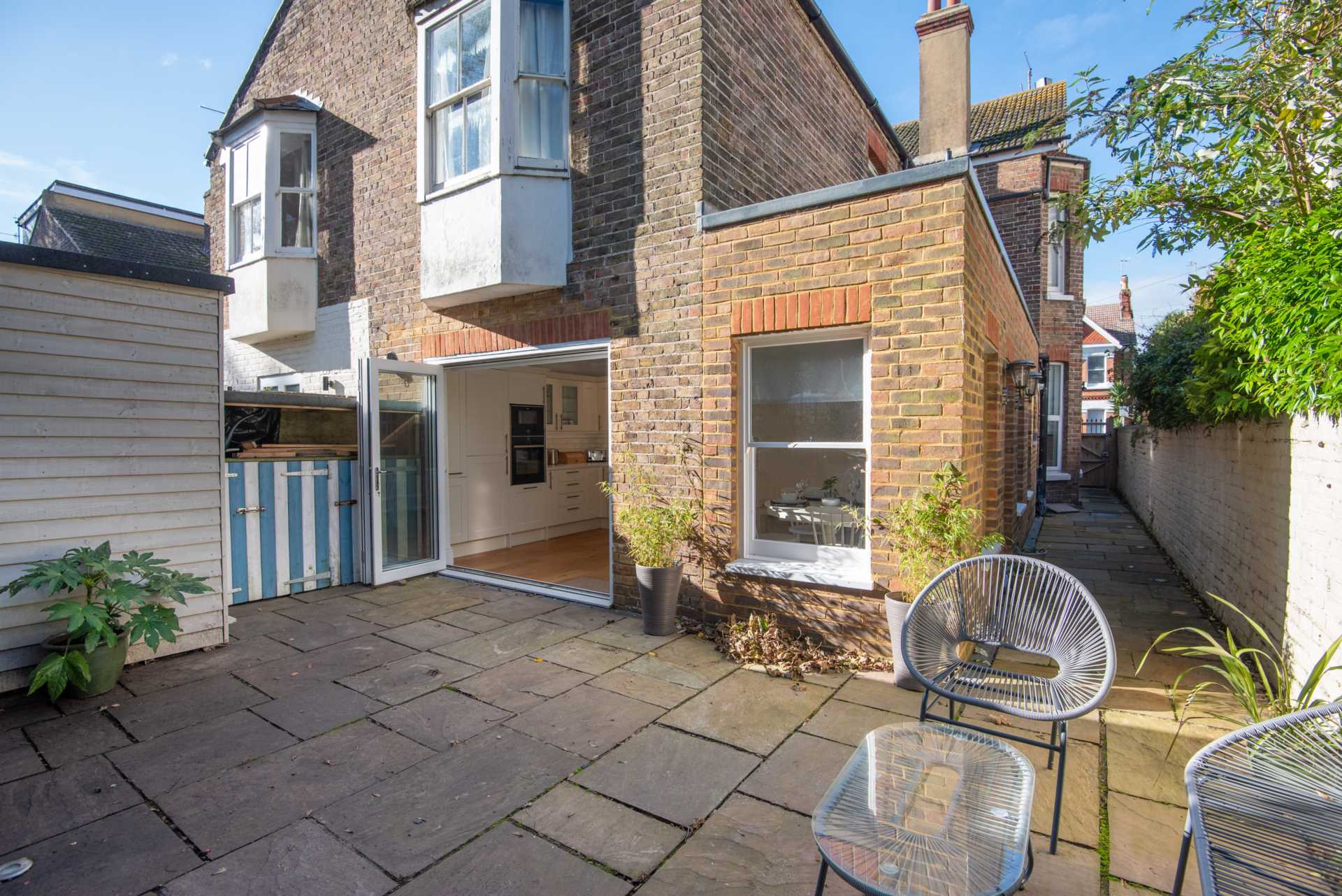 ‘Beautiful Garden flat retreat, close to the beach', Image 42