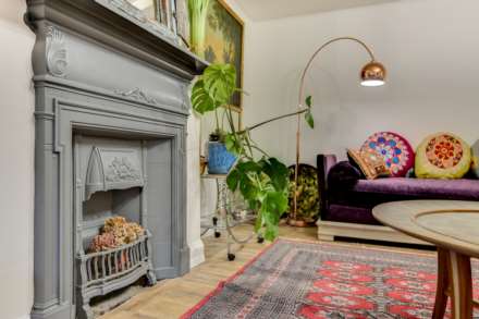 Park Crescent Apartment, Image 19