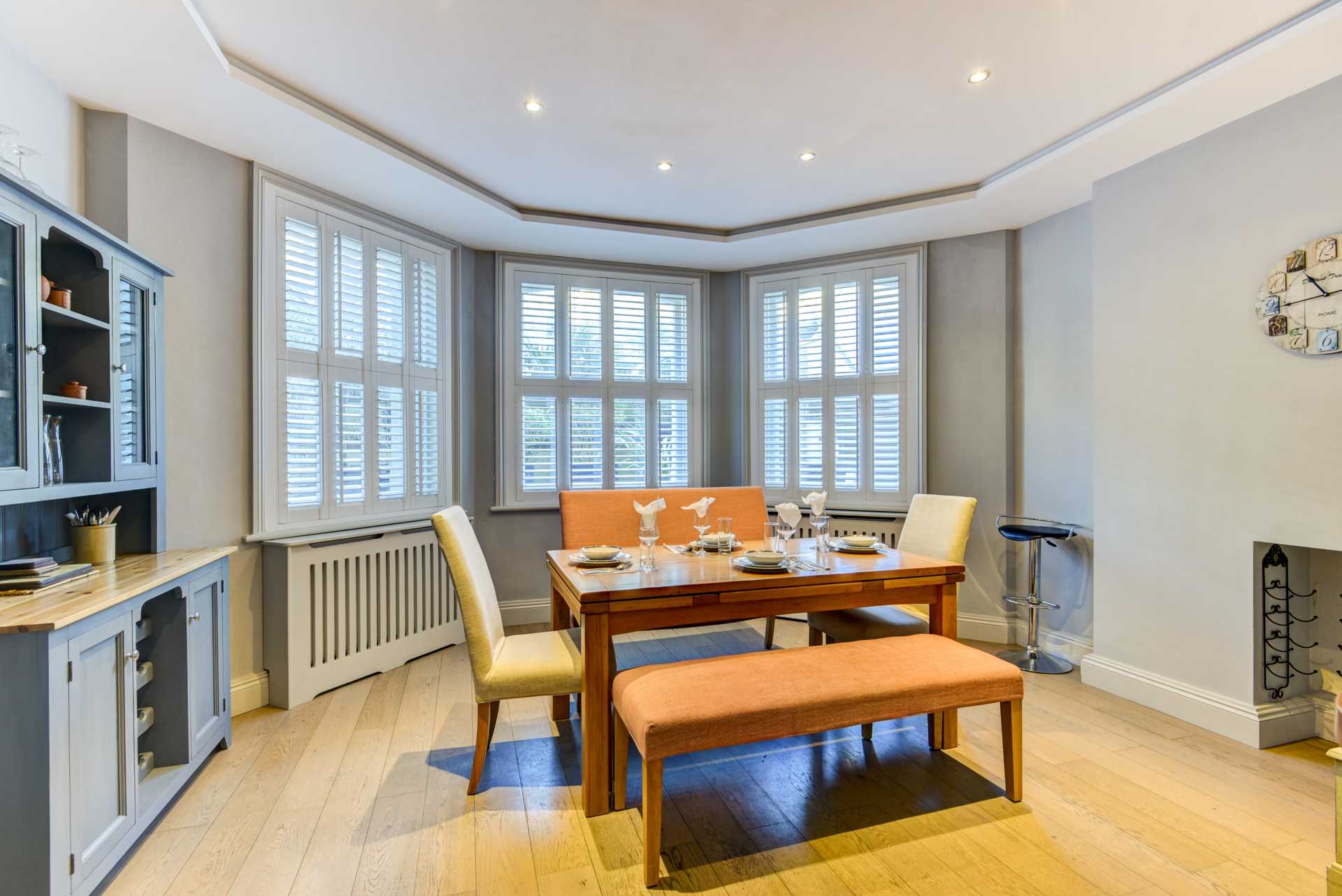 Second Avenue Three Bedroom Apartment Hove with TWO CAR PARKING SPACES. HOLIDAY LET -  DOG FRIENDLY, Image 11