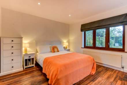Beech House, Pulborough, Image 12