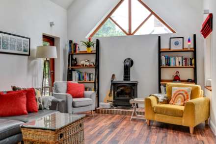 Beech House, Pulborough, Image 13