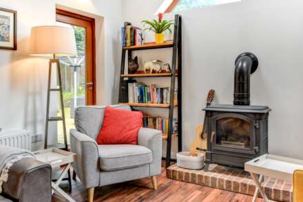 Beech House, Pulborough, Image 14