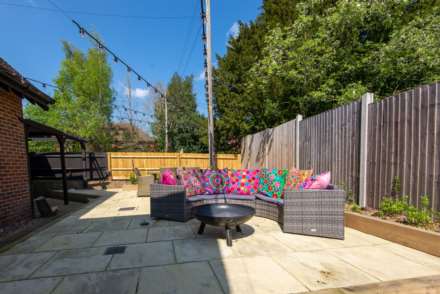 Beech House, Pulborough, Image 28