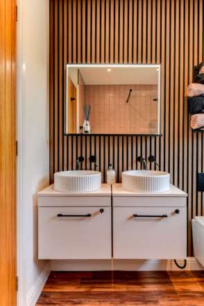 Beech House, Pulborough, Image 30