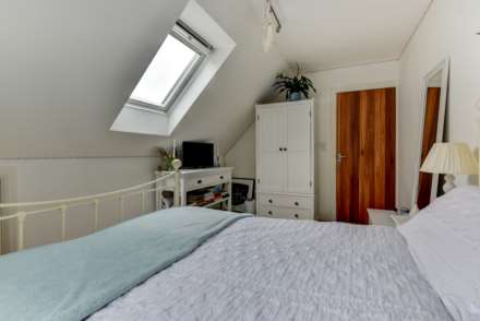 Beech House, Pulborough, Image 39