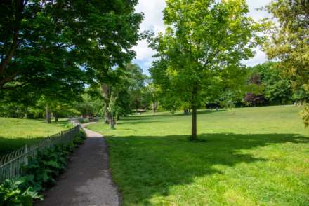 Queens Park Road, Brighton, Image 36