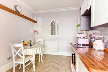 Brunswick Terrace, Hove, Image 19