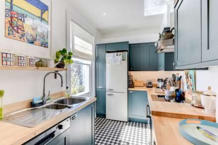 Medina Villas, Hove, Image 13