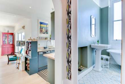 Medina Villas, Hove, Image 29