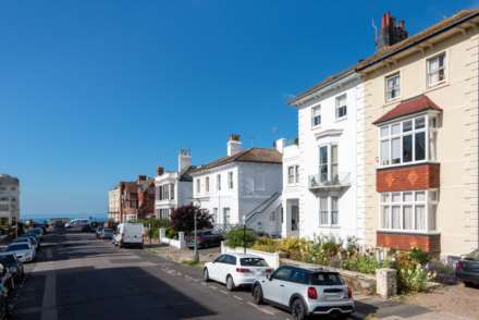 Medina Villas, Hove, Image 8