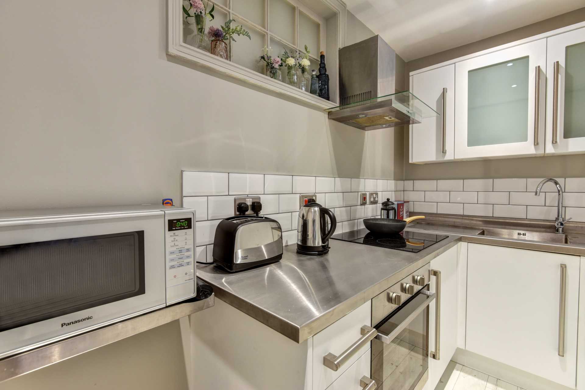 Lower Ground Floor Flat, Montpelier Terrace, Image 28
