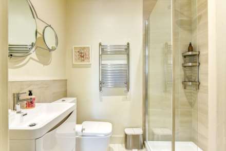 Lower Ground Floor Flat, Montpelier Terrace, Image 14