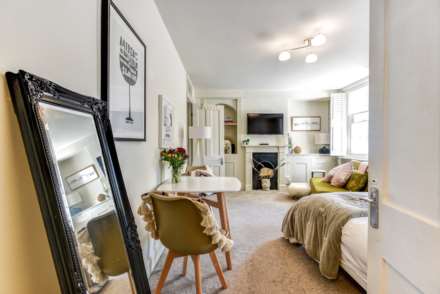Lower Ground Floor Flat, Montpelier Terrace, Image 4