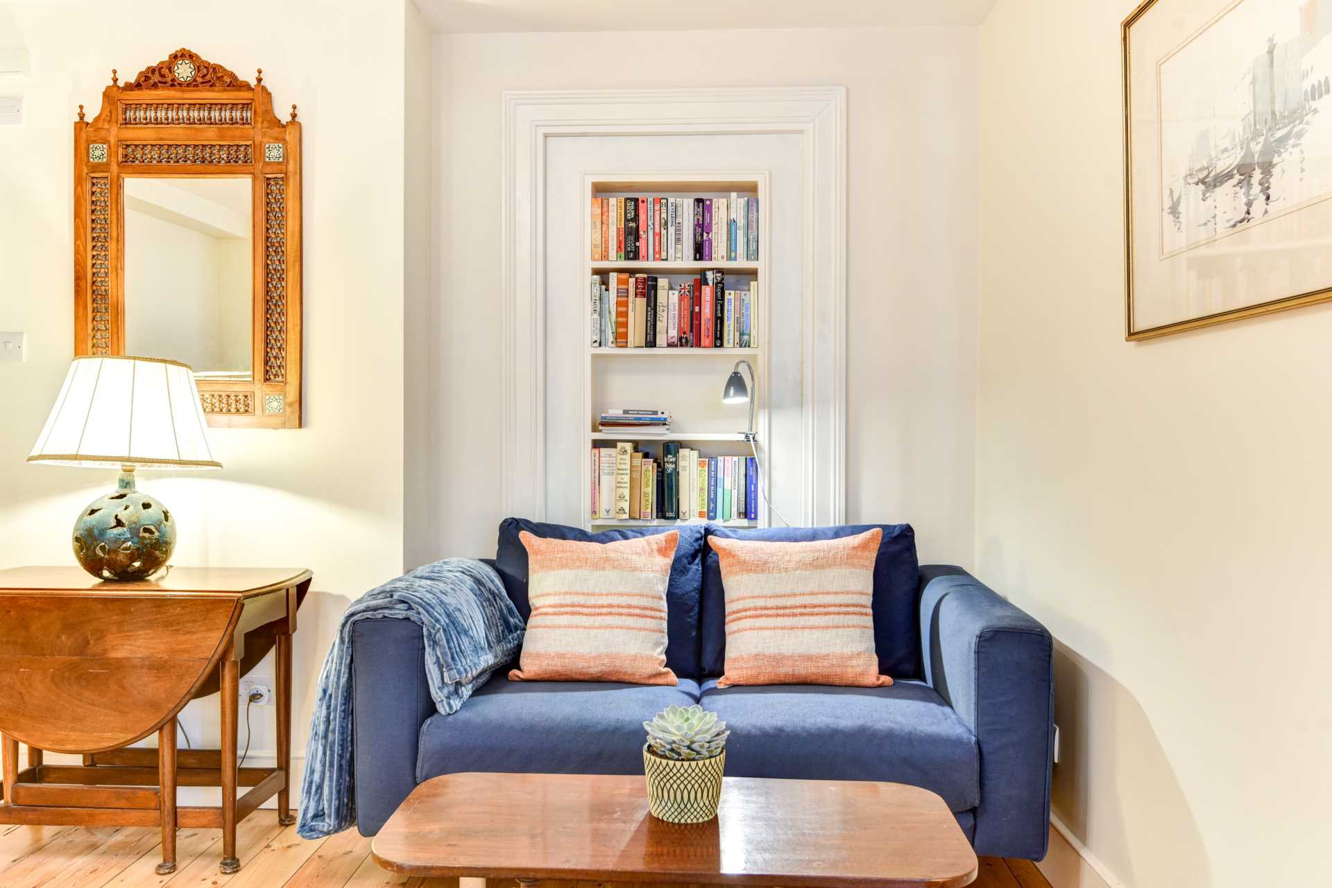 ‘Brighton's Park Crescent Apartment', Image 12