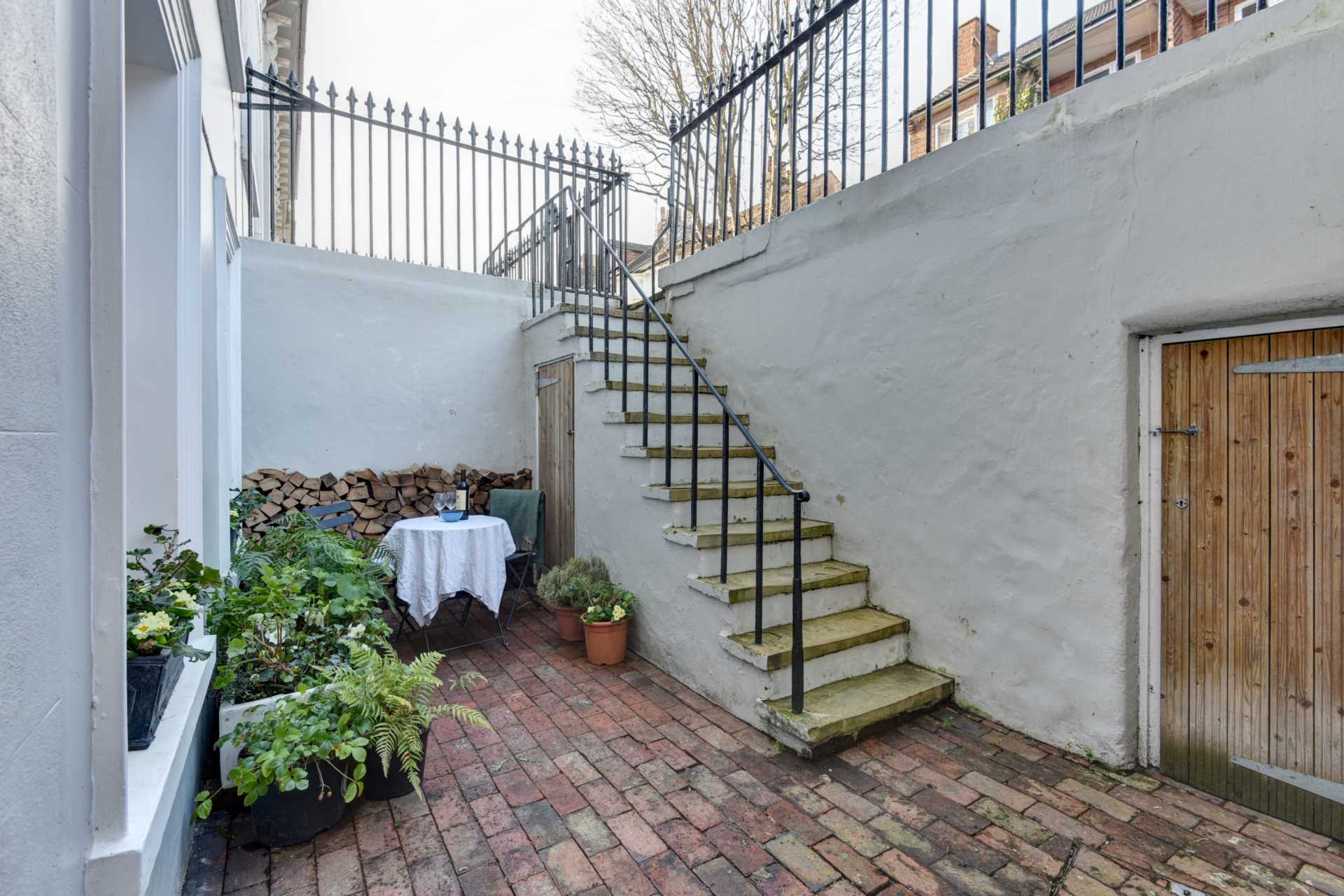 ‘Brighton's Park Crescent Apartment', Image 14