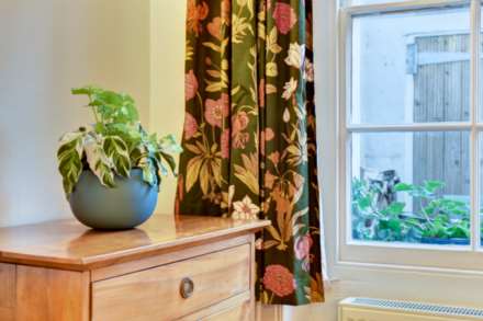 ‘Brighton's Park Crescent Apartment', Image 18