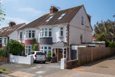 48 Woodhouse Road, Hove BN3 5NE, Image 2