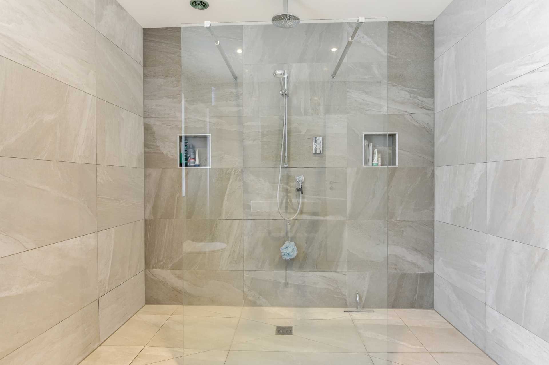 Fairfield Gardens, Portslade, Image 19