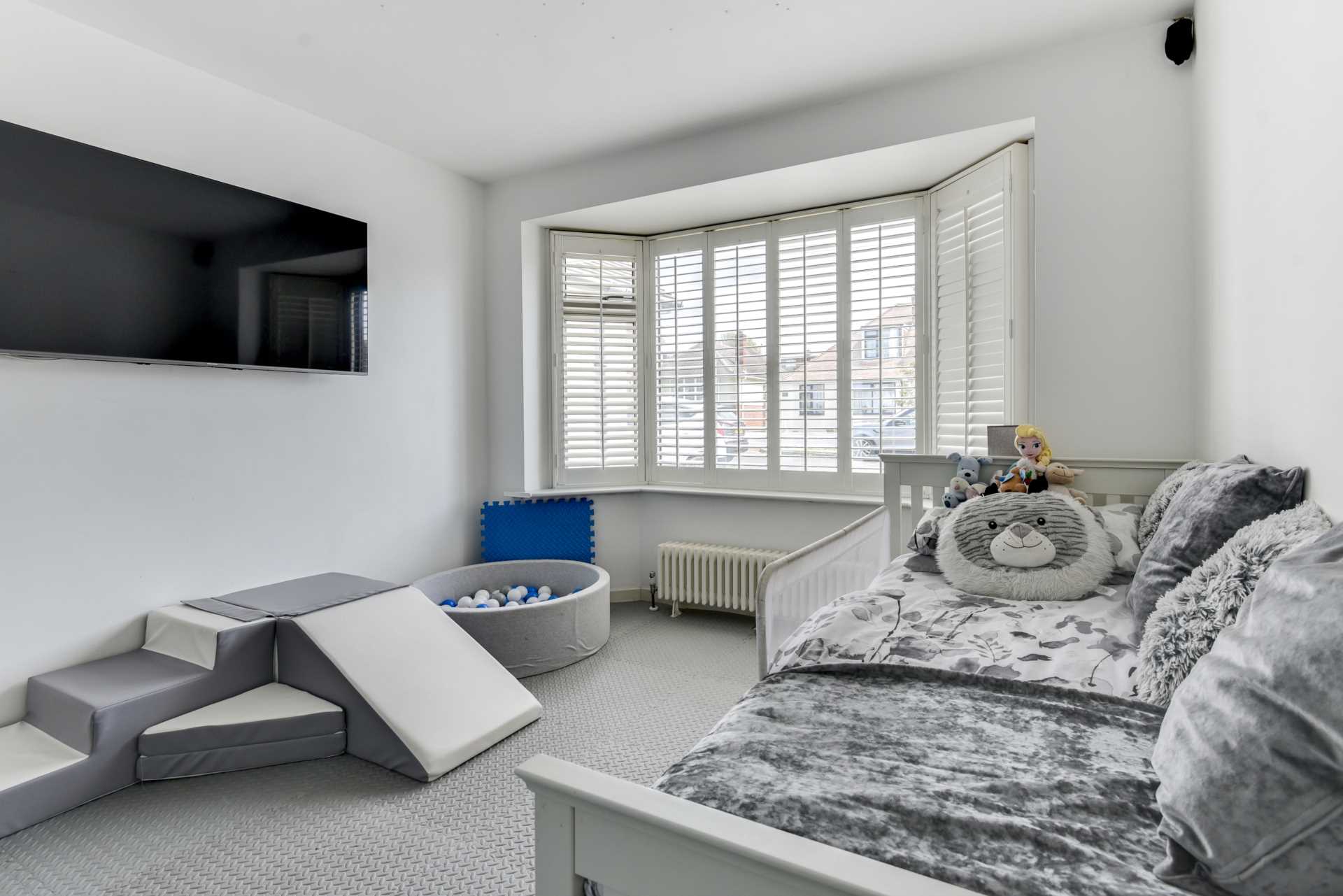 Fairfield Gardens, Portslade, Image 26