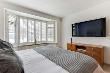 Fairfield Gardens, Portslade, Image 13